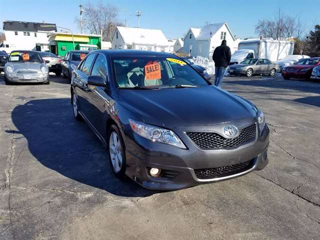 2011 Toyota Camry SE V6 4dr Sedan 6A